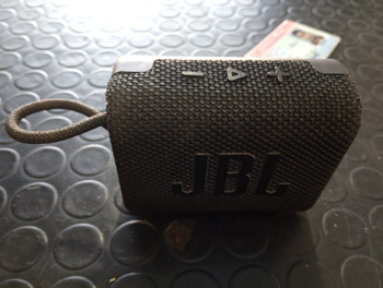 Speaker Potencia Watts No Tiene Marca Jbl Sin Control Modelo Go3 Usado En Buen Estado Sin Caja Acc No Tiene