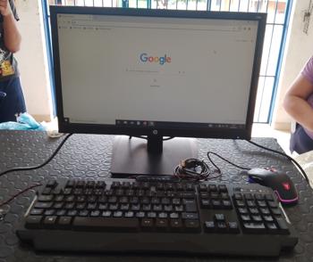 Monitor P/ Computadora Lcd Marca Hp Modelo Hp V190 Usado En Buen Estado De 19 '' Acc: Cable VgaCable CteMauseTerclado