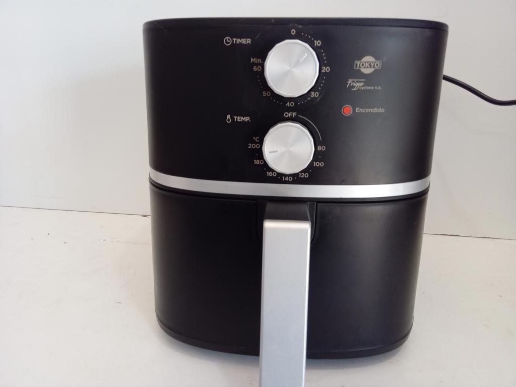 Fritadora Marca Tokyo Modelo Edtokafryer5.2 Usado En Buen Estado Acc Recipiente Para Comida De 5.2 LitrosPrtilla