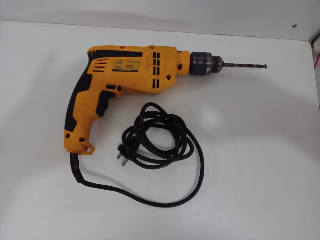 Taladro Marca Fascy Modelo Fa6017 Usado Con Desgaste Acc Cab. Cte.