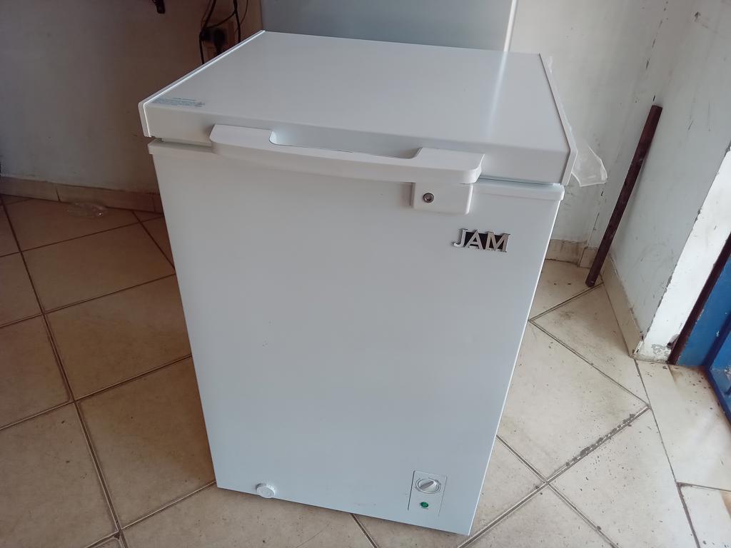 Congeladora / Frezzer Marca Jam Litros 110 Modelo Jams-99c Usado En Buen Estado Acc Canastilla