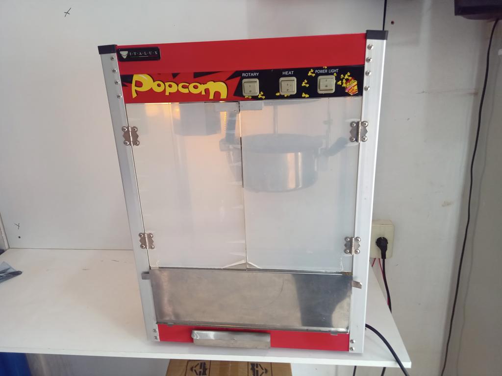 Maquina Para Hacer Pororo Marca Italux Modelo Imp08 Usado En Buen Estado Con Cab.Cte. Acc Foco