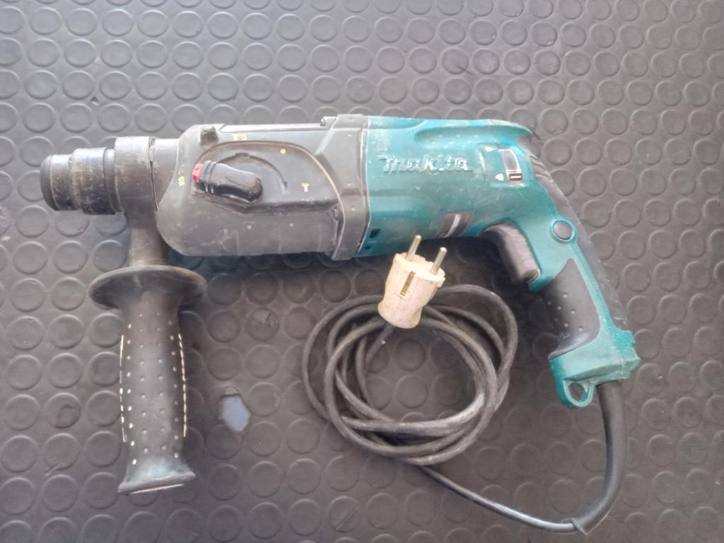 Taladro Marca Makitta Modelo Hr2470 Usado En Buen Estado Acc Mango
