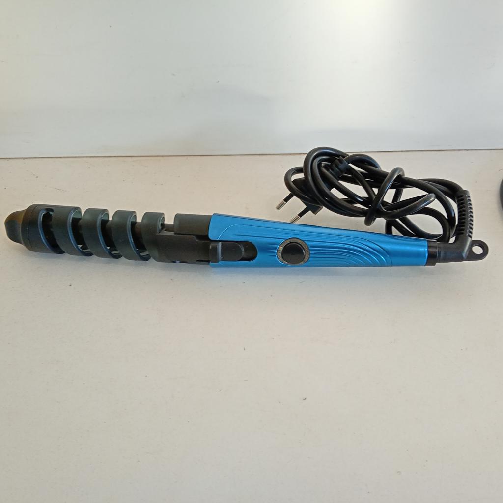 Ondulador Para Cabello Marca No Visible Modelo No Tiene Usado En Buen Estado Con No Tiene Acc No Tiene
