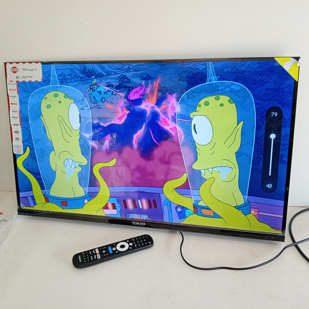 Televisor Led Smart De 32 '' Marca Tokyo Modelo Tvtokhf32g5 Con Control Usado En Buen Estado Acc 2 Patitas S/ TornillosCaja