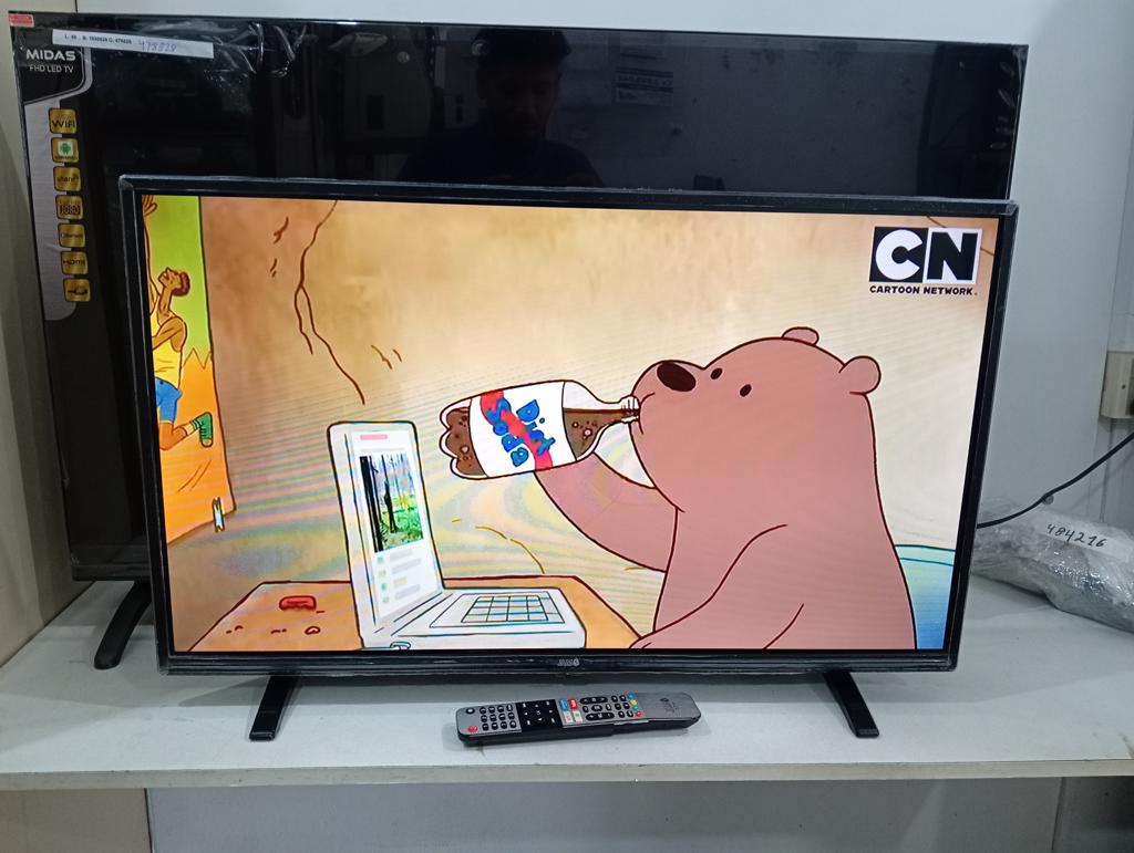 Televisor Led Smart De 32 '' Marca Jam Modelo Sk32e10 Con Control Usado En Buen Estado Acc Con Patita Control