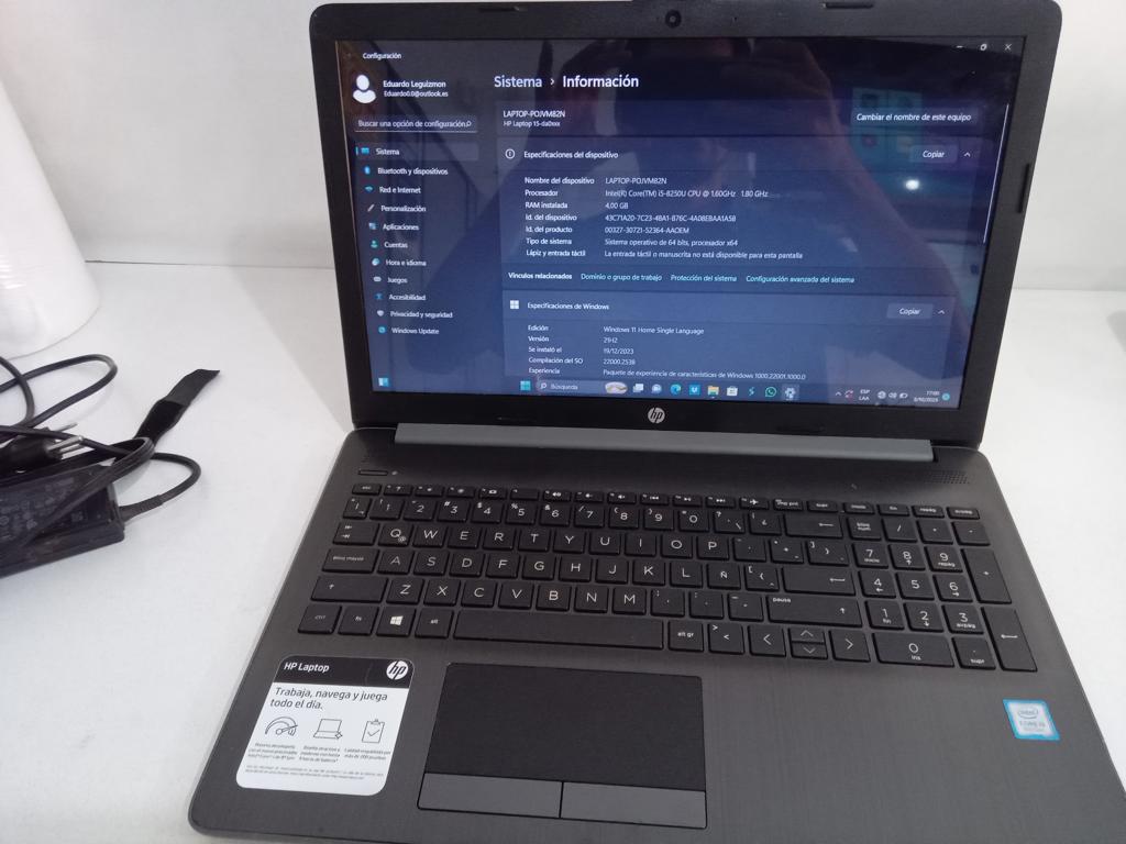 Notebook Marca Hp Modelo 15-Da0010a Procesador Intel-Core I5-825uo Memoria Ram 4 Gb Disco Duro 930 Gb Generacion 8 Acc Puerto Usb Hdmi