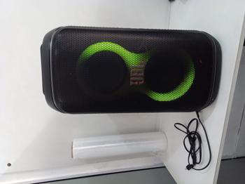 Caja De Sonido Amplificada Marca Jbl Modelo Party Box Club 120 Sin Control Usado En Buen Estado Acc Cable Corriente