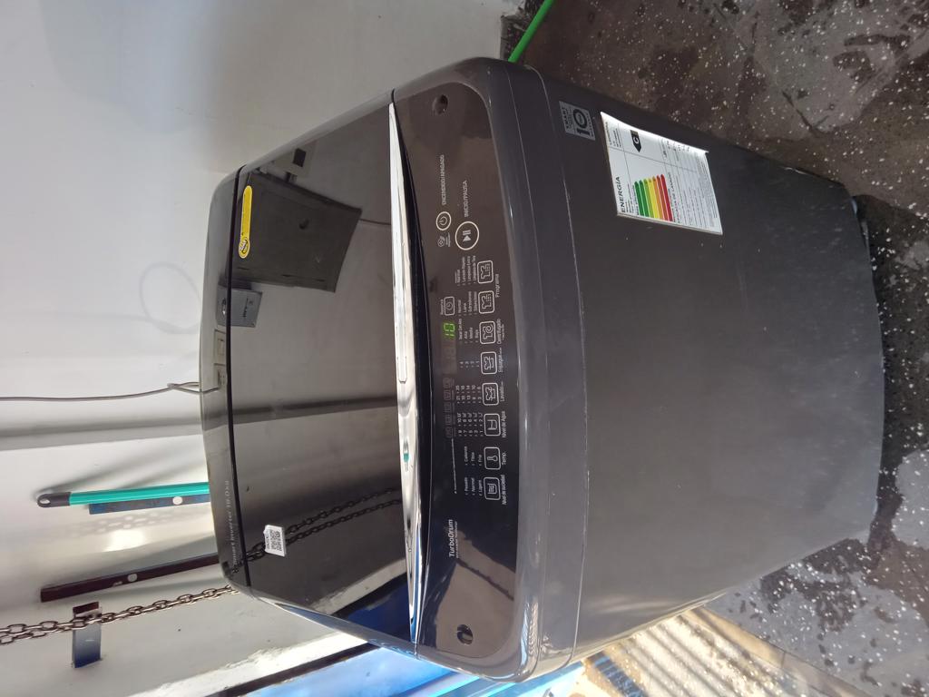 Lavarropas Cap 19 Kg. Marca Lg Modelo Wt198bsb Usado En Buen Estado Acc Cable CteManguera De Descarga