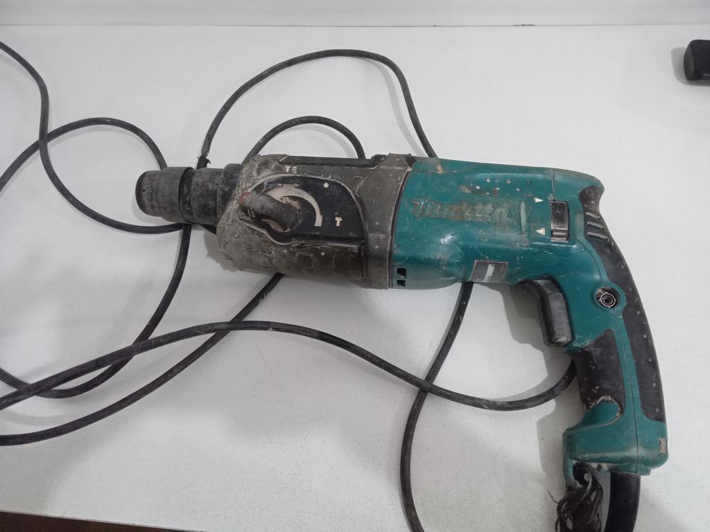 Taladro Marca Makita Modelo Hr2470 Usado Con Desgaste Acc Cable Cte