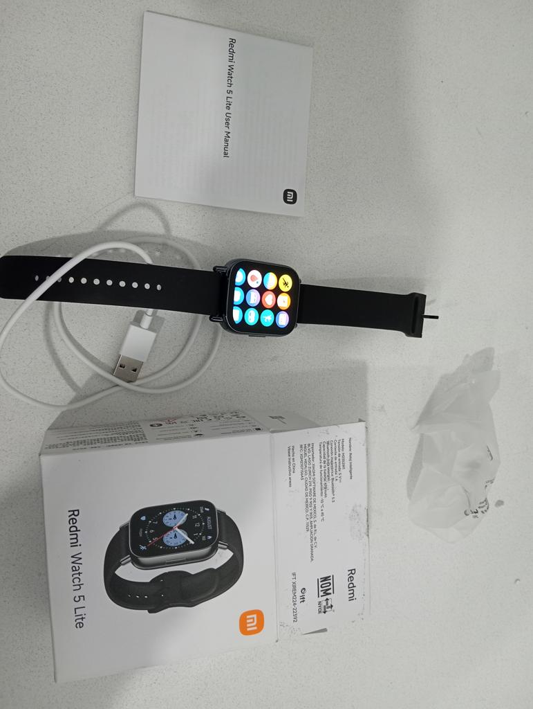 Reloj Para Caballero Marca Xiaomi Modelo Redmi Wact 5 Usado En Buen Estado Acc CajaNanualCable De CargadorMalla De Goma