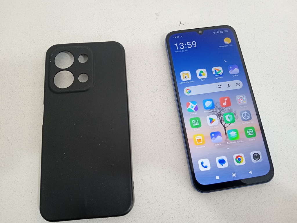 Celular Marca Xiaomi Modelo Redmi15c Memoria Ram 8 Gb Almacenamiento Interno 128 Gb Imei 863.914.083.565.281 Acc Protector Negro