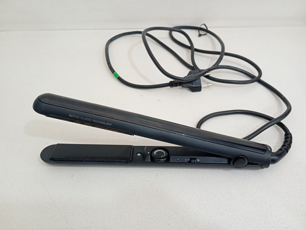 Planchita Para Cabello Marca Imetec Modelo Type H6602 Usado En Buen Estado Acc Cable Cte