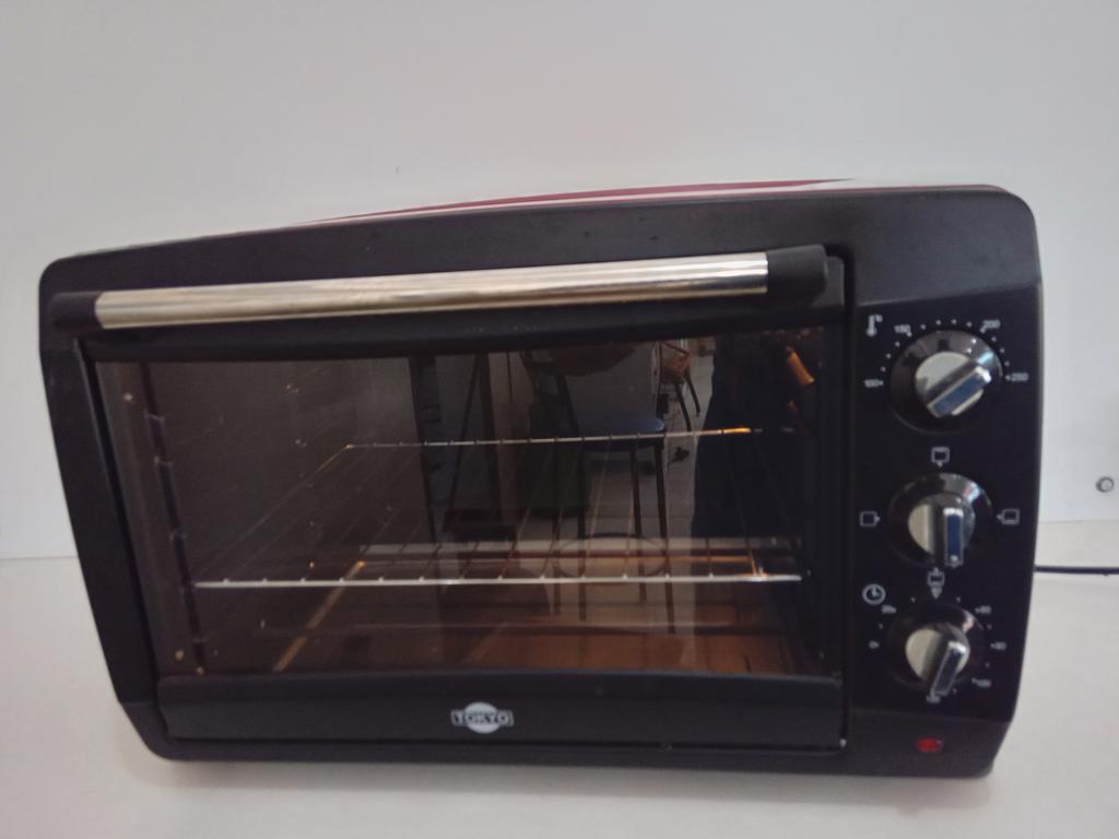 Horno Marca Tokyo Litros 45 Modelo Edtherlisto45 Usado En Buen Estado Acc CajaParrilla