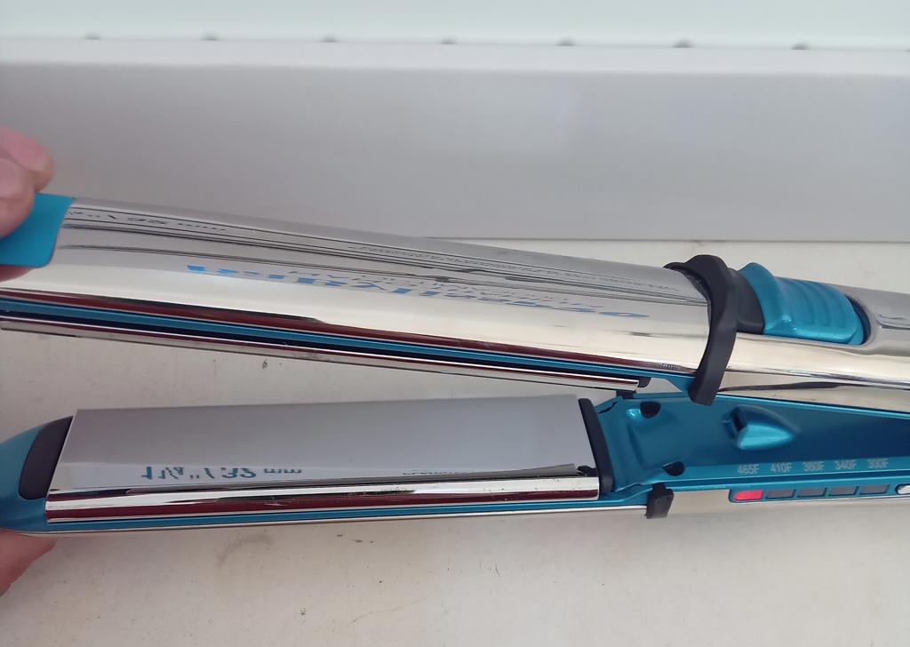 Foto 2 de Planchita Para Cabello Marca Babyliss Modelo Bnt3000tuz Usado En Buen Estado Acc Con Regulador