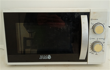 Microondas Marca Jam Modelo Mb720jay Usado Con Desgaste Acc Con Plato De Vidrio