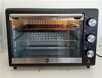 Horno Marca Tokyo Litros 46 Modelo Edtheneco Usado En Buen Estado Acc Con Parrilla Y Bandeja