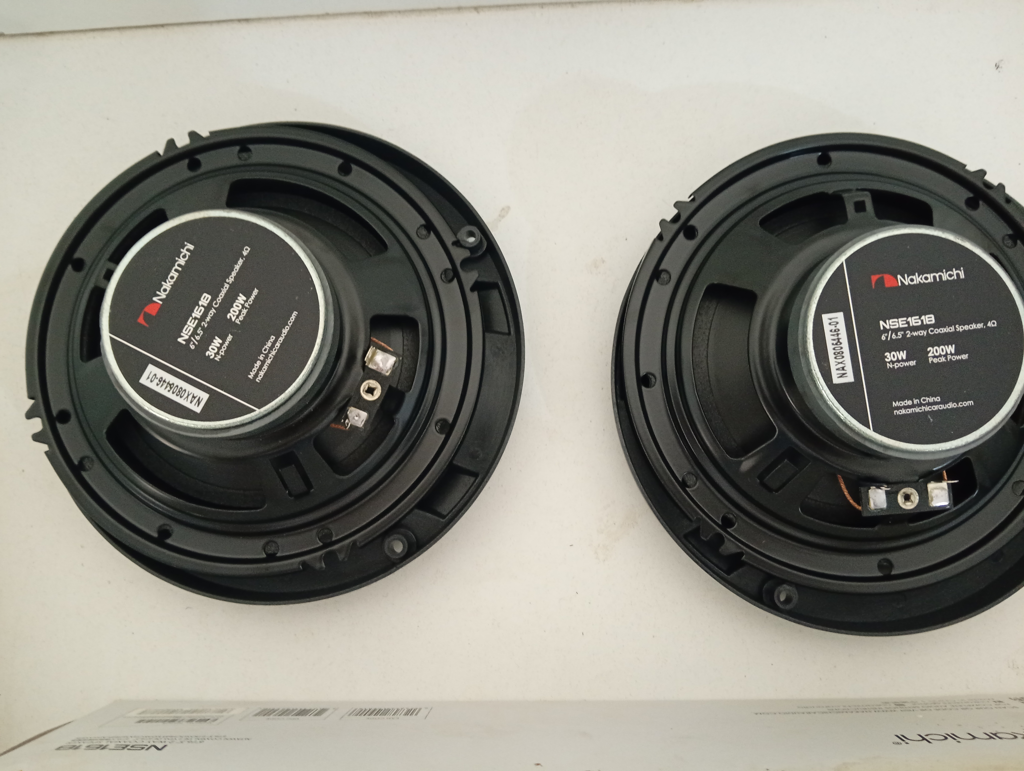 Parlante Para Auto Marca Nokamichi Modelo Nse 1618 Nuevo Sin Uso Acc 2 Parlantes