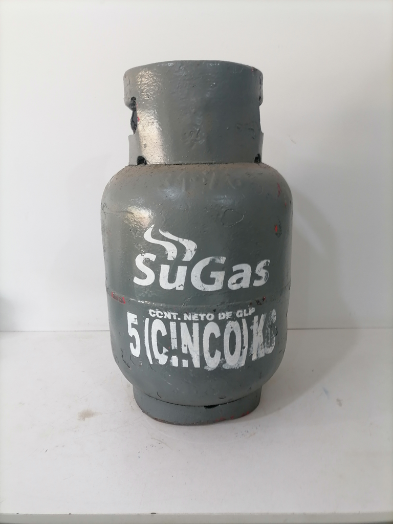 Garrafa Cap 10 Kg. Marca Sugas Usado En Buen Estado Color Gris Acc No Tiene