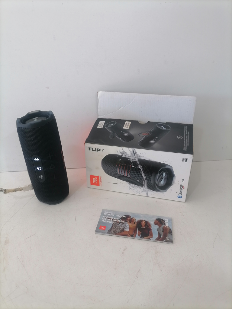 Speaker Potencia Watts 25 Marca Jbl Sin Control Modelo Flip 7 Usado En Buen Estado Con Caja Acc No Tiene