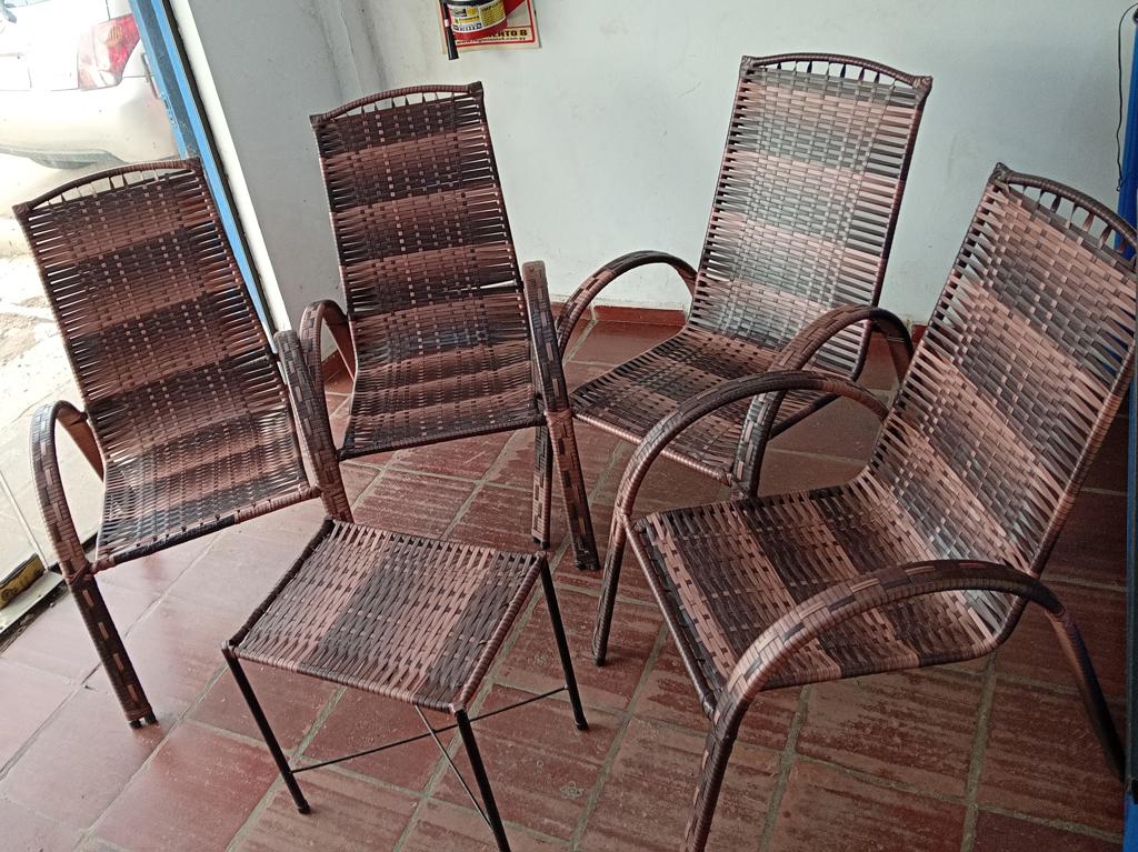 Juego De Sillones Nro Usado En Buen Estado Acc 4sillas1mesita