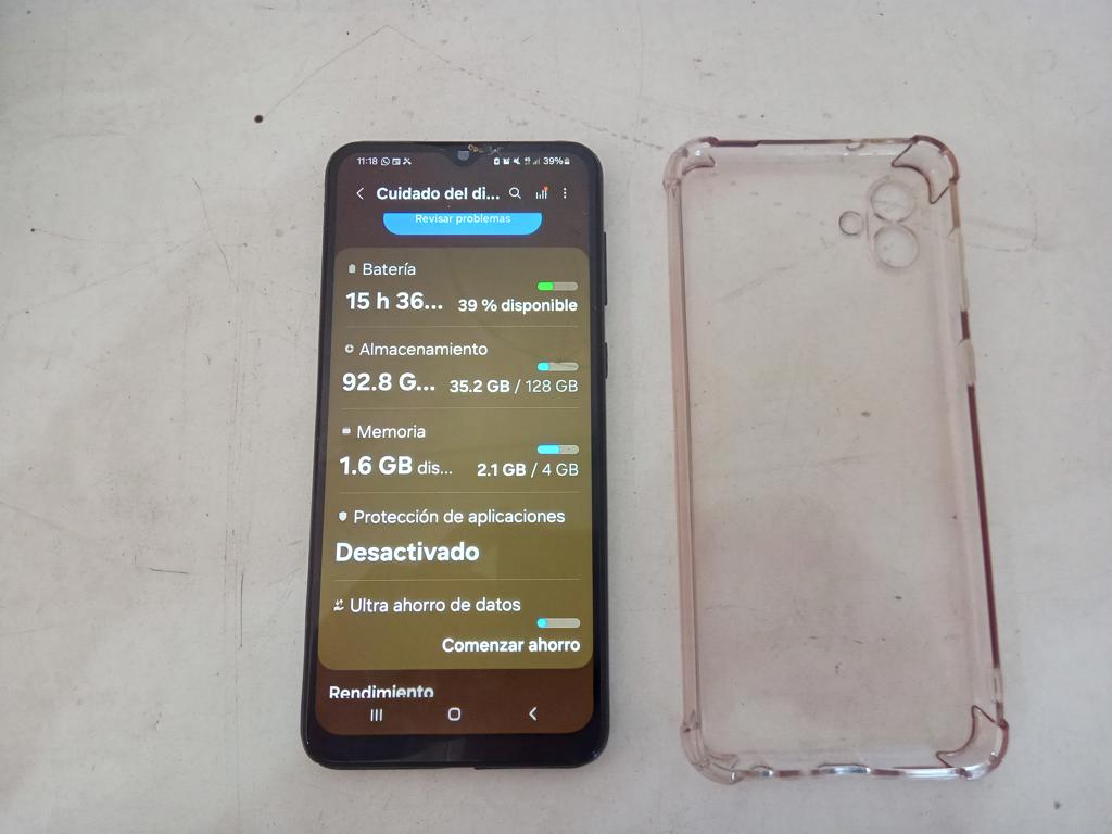 Celular Marca Samsung Modelo Samsung Salaxy A04e Memoria Ram 4 Gb Almacenamiento Interno 128 Gb Acc Protector De PantallaProtector Trasero De Goma