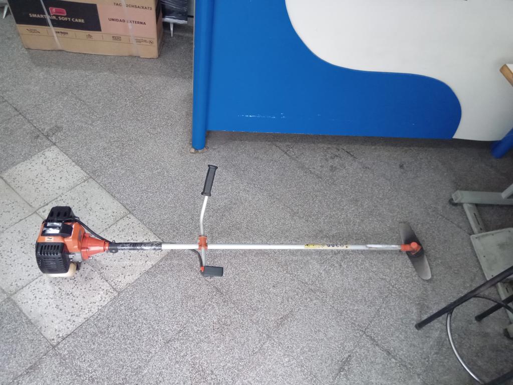 Desmalezadora Marca Husqvarna Modelo No Tiene Usado En Buen Estado Original No Acc No Tiene