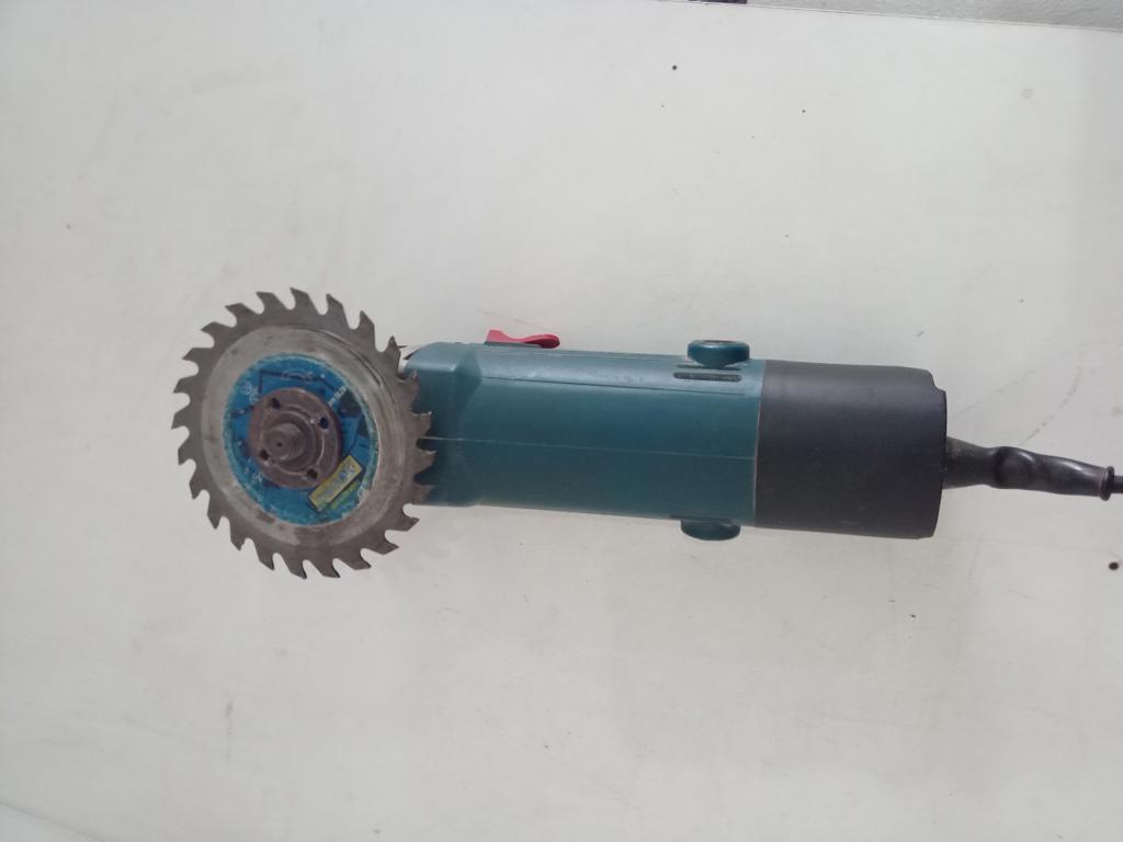 Pulidora Marca Dimaq Modelo No Tiene Tamaño Pequeño Usado En Buen Estado Acc Con Un Disco De Corte