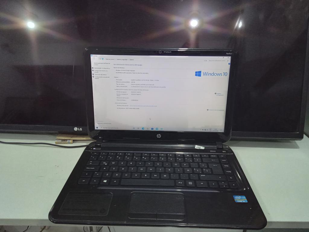 Notebook Marca Hp Modelo Pavillon Steekbook 14 Procesador 5 Memoria Ram 8 Gb Disco Duro 674 Gb Generacion 5 Acc Con Cargador