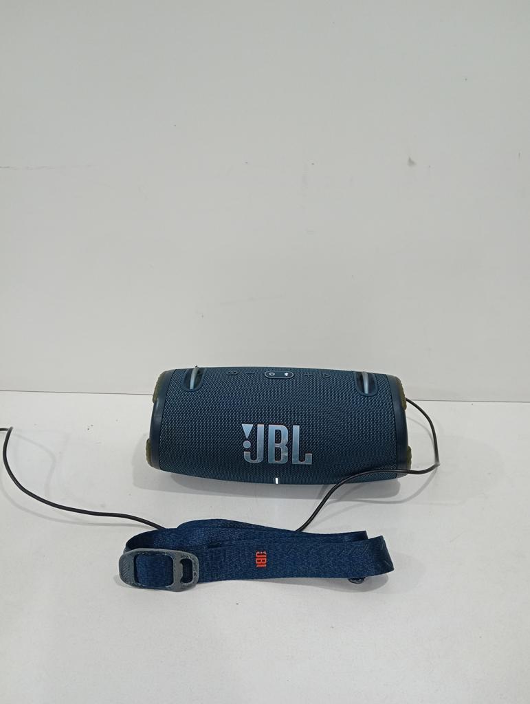 Speaker Potencia Watts No Tiene Marca Jbl Sin Control Modelo Xtreme3 Sin Caja Acc ColganteCargador