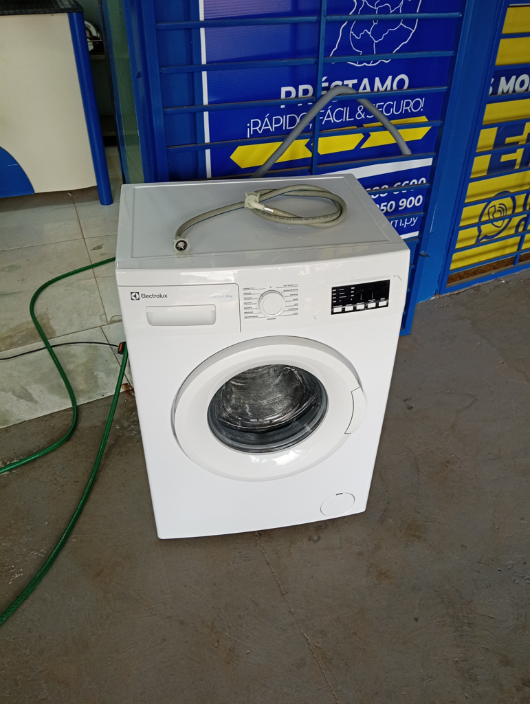 Lavarropas Cap 6 Kg. Marca Electrolux Modelo Ewfb06e5vssw Usado En Buen Estado Acc Manguera