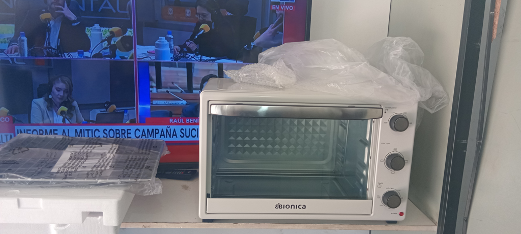 Horno Marca Bionica Litros 50 Modelo Rl150912 Nuevo Sin Uso Acc BandejaRejillaAgarradera