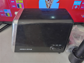 Molino De Carne Marca Mega Star Modelo Mgb082 Usado En Buen Estado Acc No Tiene