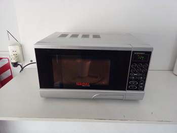 Microondas Marca Nadal Modelo Mon23l Usado En Buen Estado Acc BasePlatoLuz