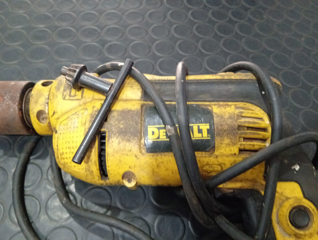Taladro Marca Dewalt Modelo Dwd502 Usado Con Desgaste Acc Llave