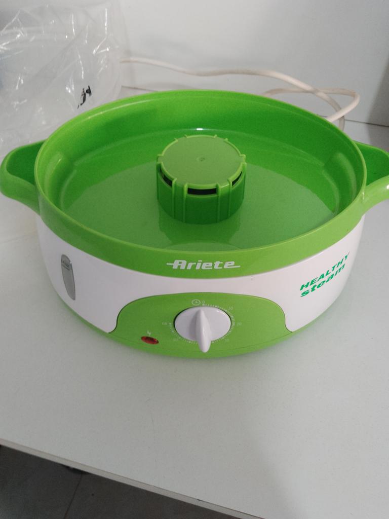Cocina Electrica Tipo Convencional Marca Ariete Modelo 00co91101aro Usado En Buen Estado Acc Caja3 Contenedores De Plástico