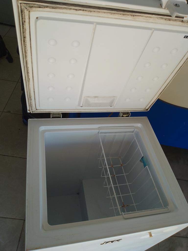 Congeladora / Frezzer Marca Jam Litros 110 Modelo Jams-129c Usado En Buen Estado Acc No Tiene