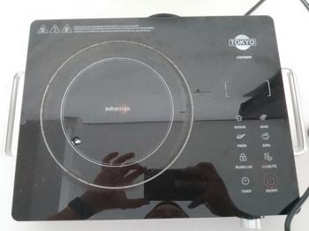 Cocina Electrica Tipo Vitroceramica Marca Tokyo Modelo Cotokpi Usado En Buen Estado Acc No Tiene