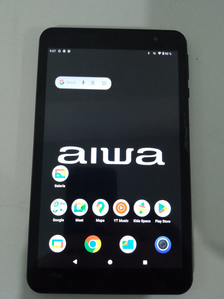 Foto 2 de Tablet Marca Aiwa Modelo Awth801 Acc Un Cargador Cable Usb