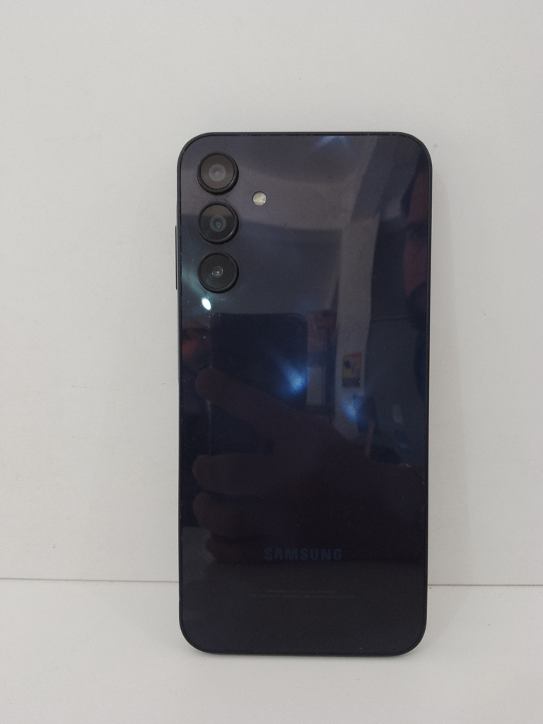 Celular Marca Sansung Galaxy A15 Modelo Am-A155m/Dsn Memoria Ram 4 Gb Almacenamiento Interno 128 Gb Acc Sin Accesorios