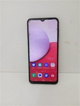 Celular Marca Sansung Modelo A13 Memoria Ram 4 Gb Almacenamiento Interno 64 Gb Imei 35.048.156.655.192.300 Acc Funda Transparente