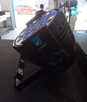 Luces Para Discoteca Marca Big Dipper Modelo Lp007 Usado En Buen Estado Acc Tipo Parled