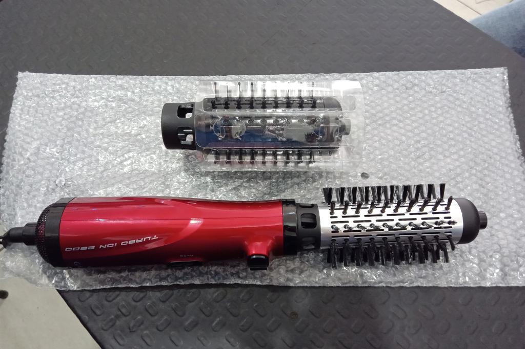 Secador De Pelo Marca Gama Modelo Turbo Ion 2600 Usado En Buen Estado Acc 2 Cepillos En Caja