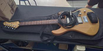 Guitarra Marca Yamaha Modelo Pacifica2212 Usado En Buen Estado Acc Correa Y Cable Plus