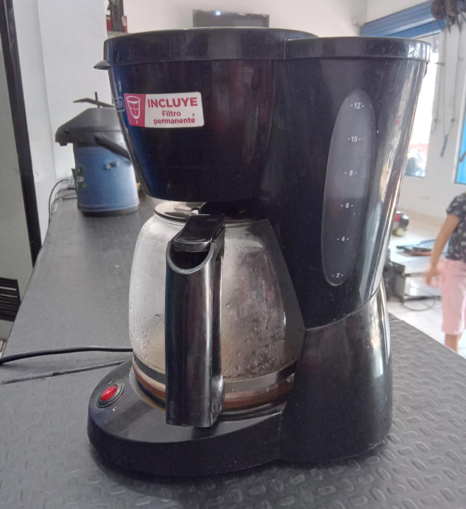Cafetera Marca Black&Decker Modelo No Tiene Usado En Buen Estado Acc Jarra De Vidrio