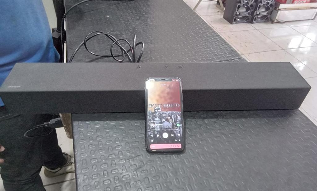 Barra De Sonido Marca Samsung Modelo Hw-C400 Usado En Buen Estado Con Con Control Y Cable Power Acc No Tiene