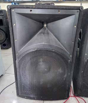 Caja Con Parlante Para Discoteca Marca Sin Marca Modelo No Tiene Usado En Buen Estado Con No Tiene De No Tiene '' Acc No Tiene