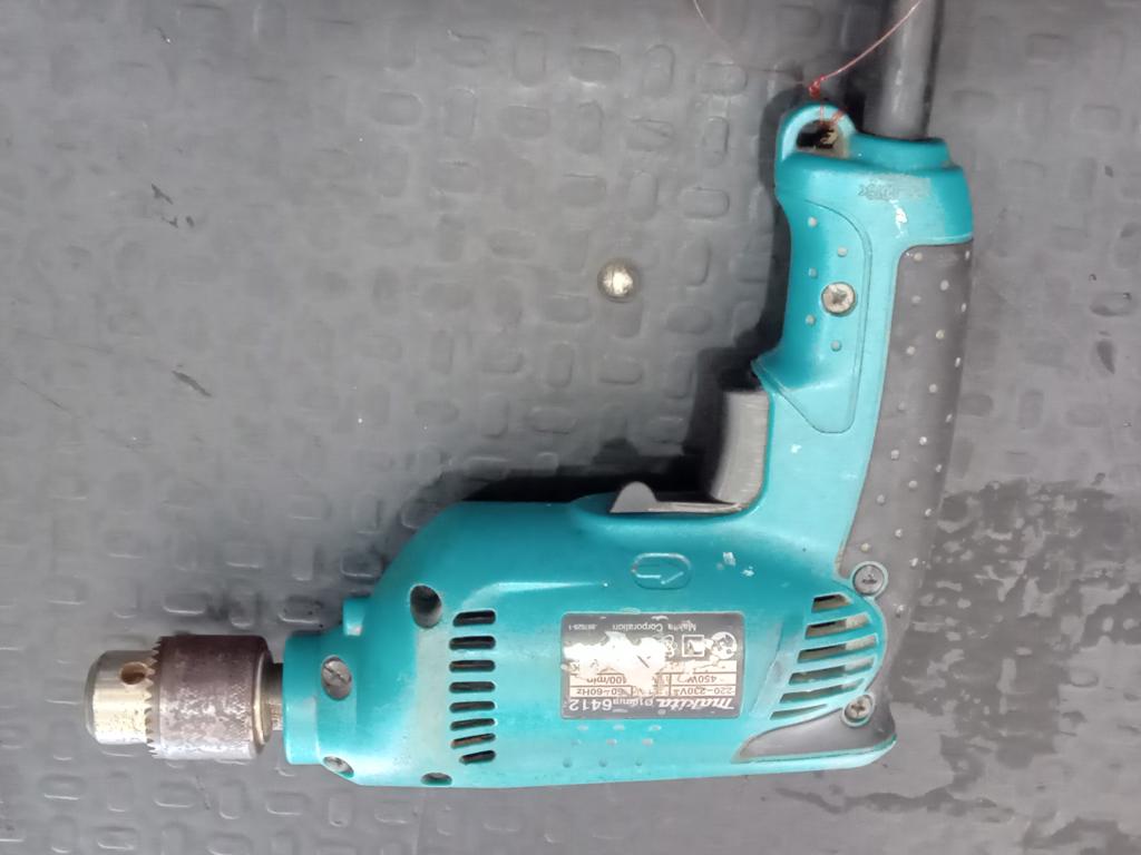 Taladro Marca Makita Modelo No Se Ve Usado En Buen Estado Acc Taladro De 10mm