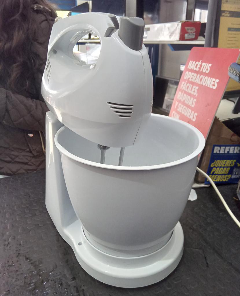 Batidora Marca Tokyo Modelo Batimax 4 Usado En Buen Estado Acc Con Cowl De Plastico