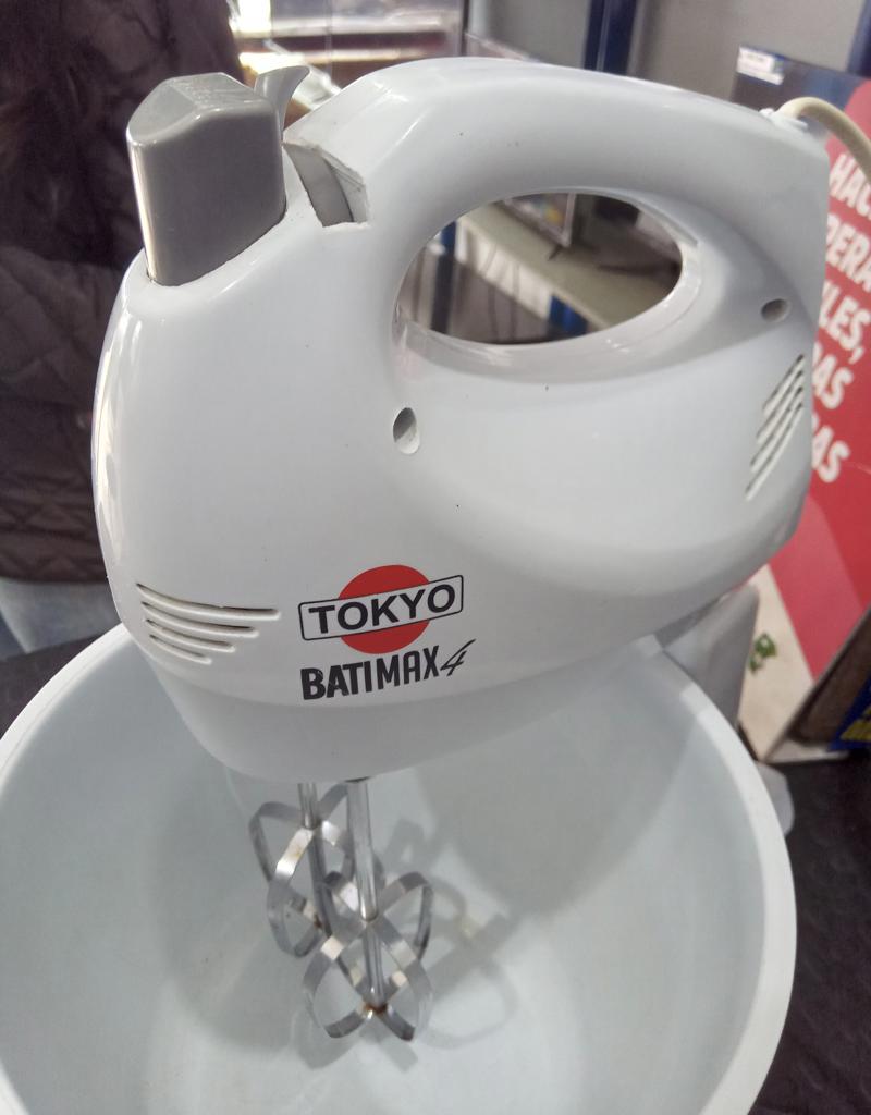 Foto 2 de Batidora Marca Tokyo Modelo Batimax 4 Usado En Buen Estado Acc Con Cowl De Plastico